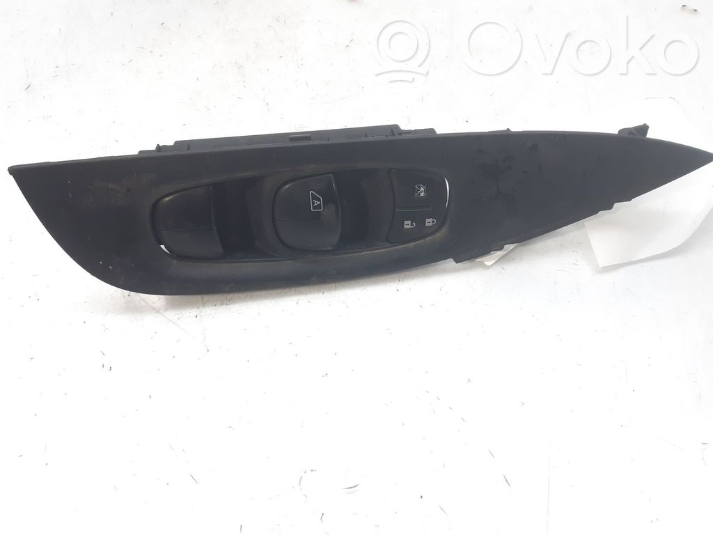 Nissan Qashqai Comutator comandă geamuri electrice 