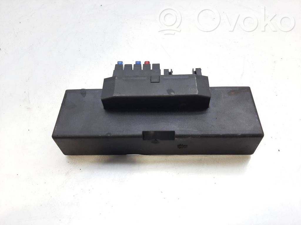 Mercedes-Benz E W212 Fuse module 