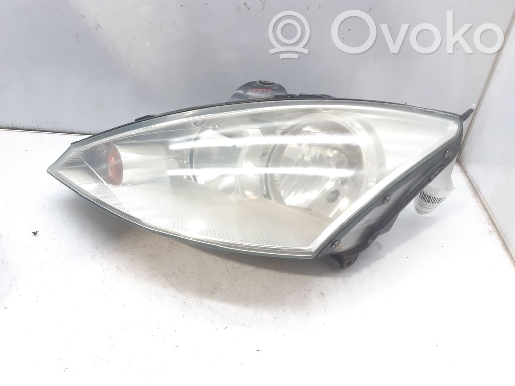Ford Focus Scheinwerfer 