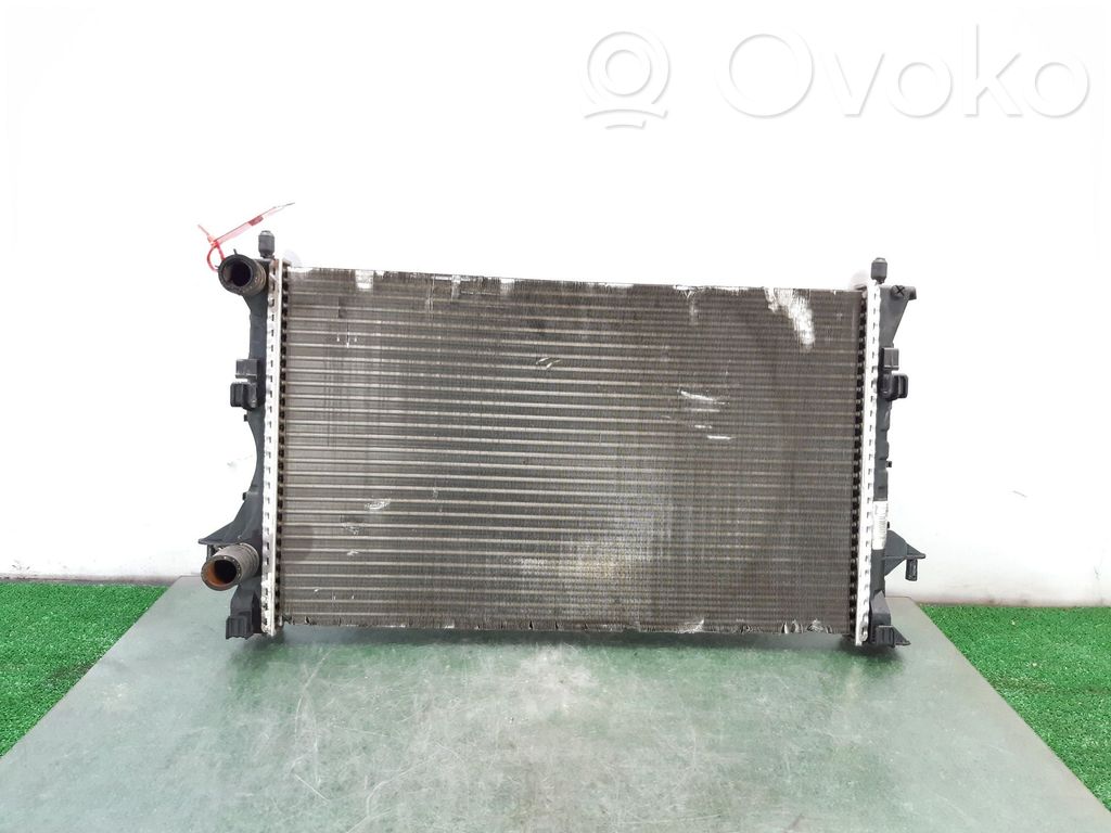 Renault Laguna II Coolant radiator 