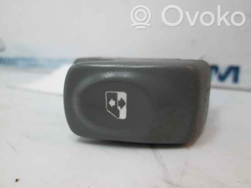 Renault Twingo I Electric window control switch 