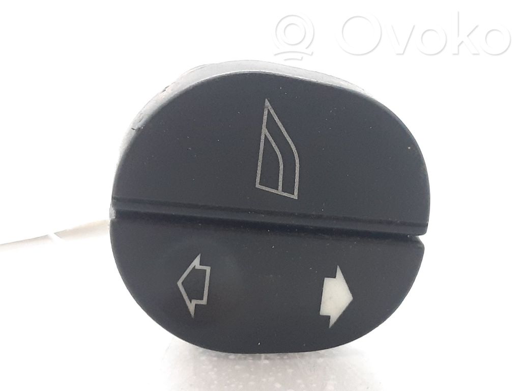 Ford Fiesta Electric window control switch 