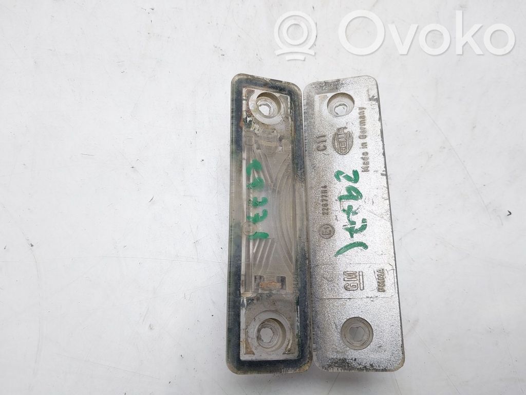 Opel Vectra B Éclairage de plaque d'immatriculation 