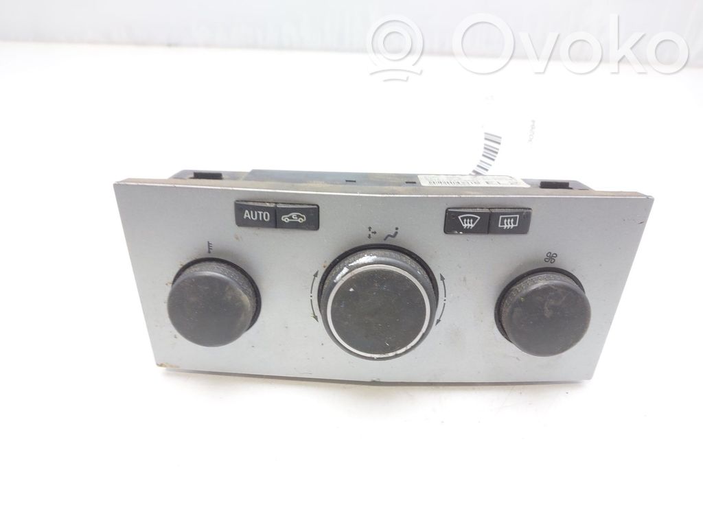 Opel Astra H Panel klimatyzacji 