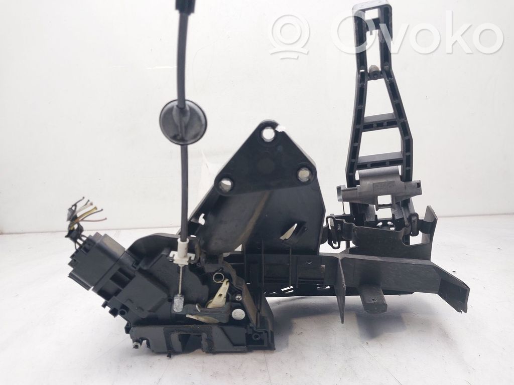 Zamek drzwi przednich   7M5AR21812AA