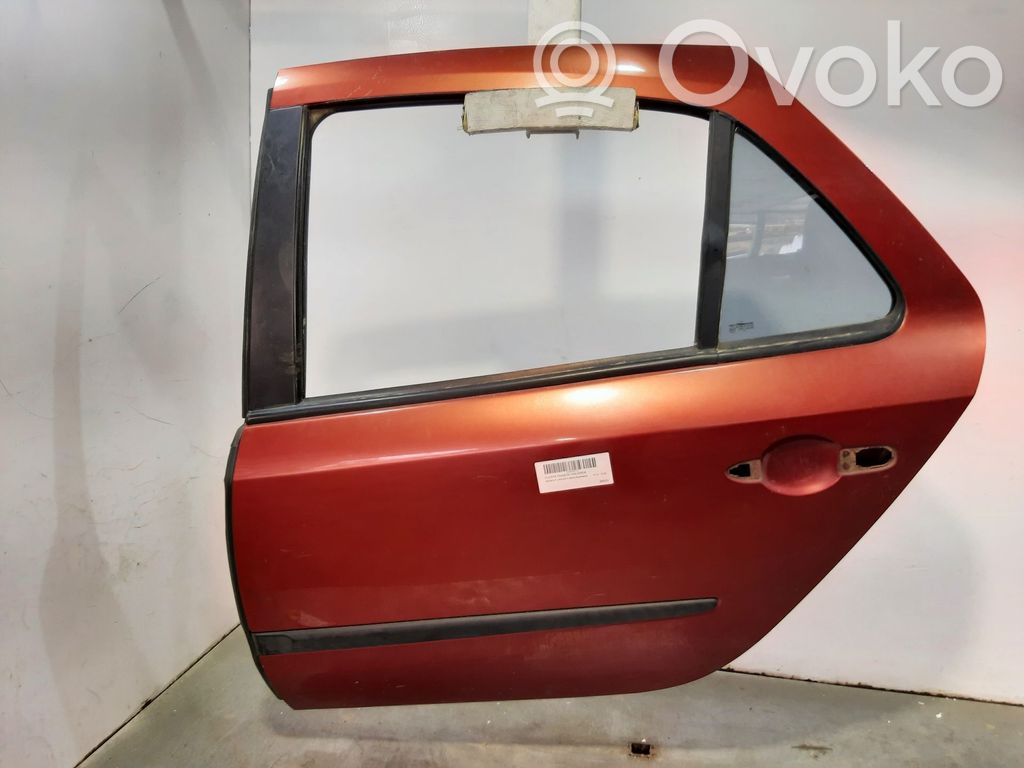 Renault Laguna II Puerta trasera 