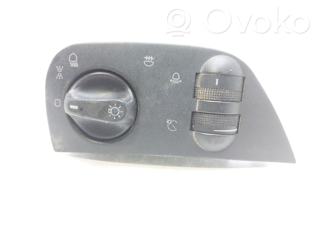 Seat Cordoba (6K) Light switch 