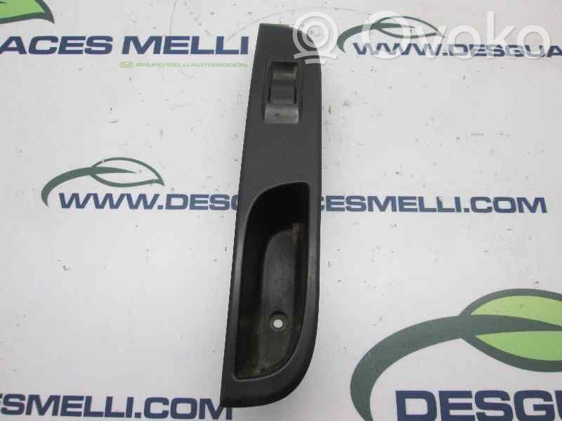 Mitsubishi L200 Electric window control switch 