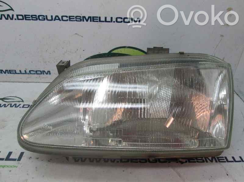 Renault Megane I Scheinwerfer 