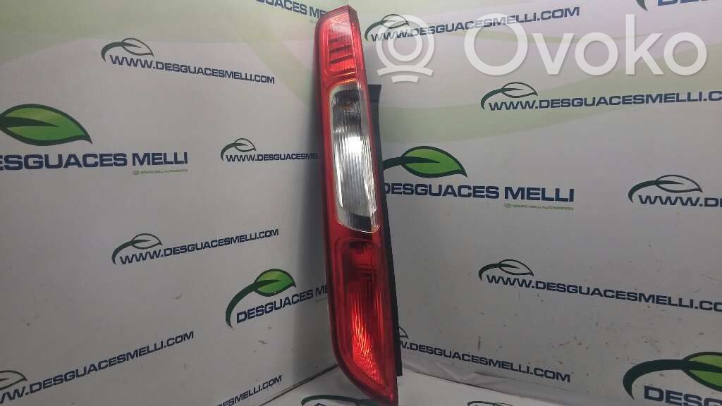 Ford Focus Luz trasera/de freno 
