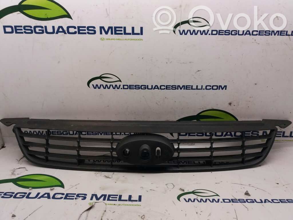 Ford Focus Kühlergrill 