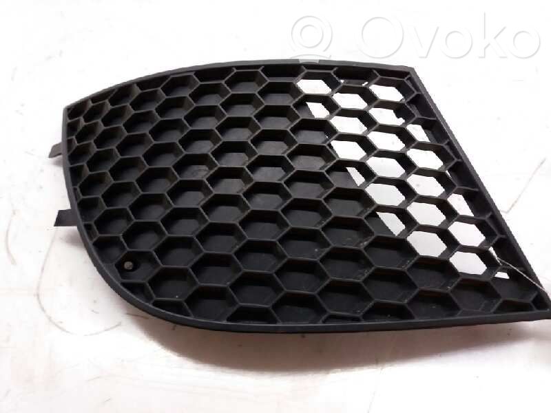 Seat Cordoba (6L) Kühlergrill 
