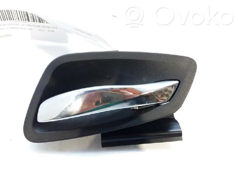 Manecilla interna puerta delantera   697549403