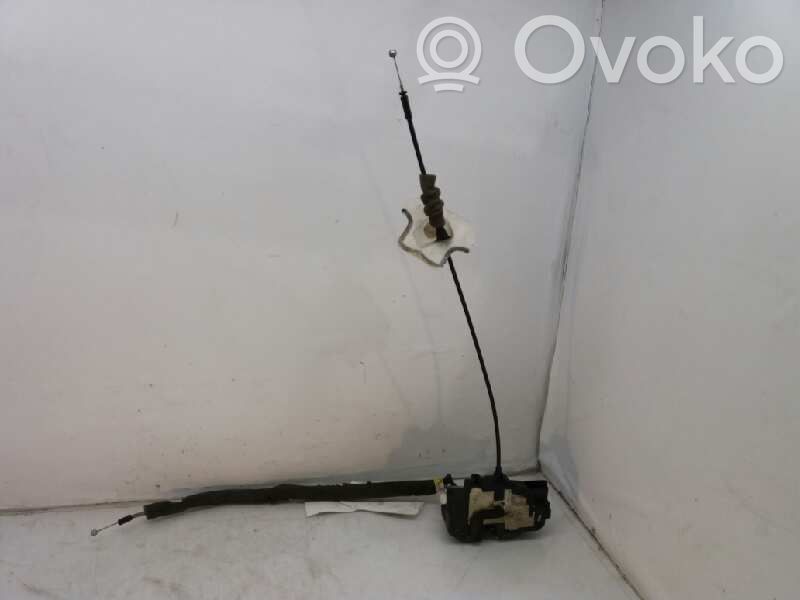 Nissan Qashqai Zamek drzwi przednich 