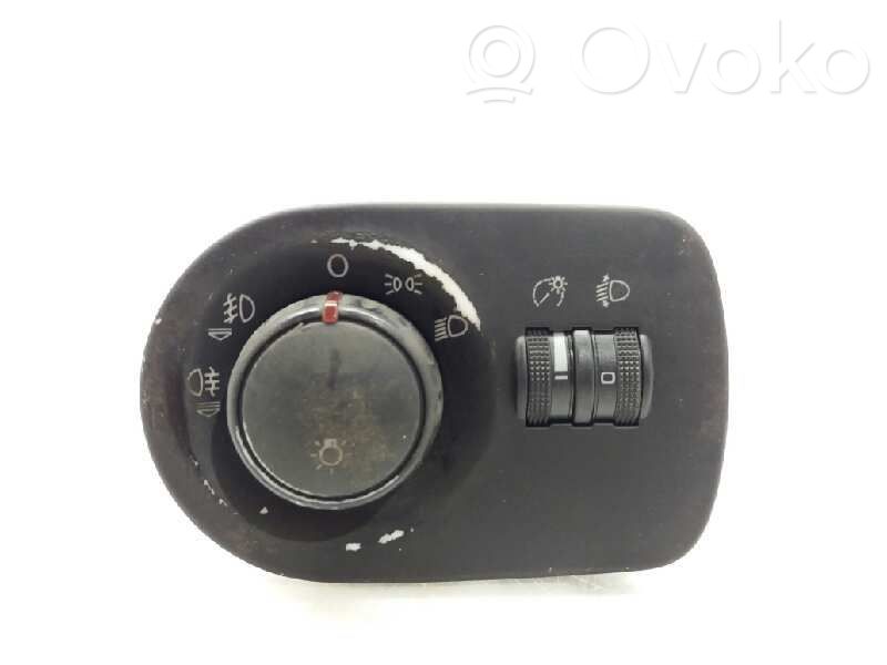 Seat Leon (1P) Interruptor de luz 