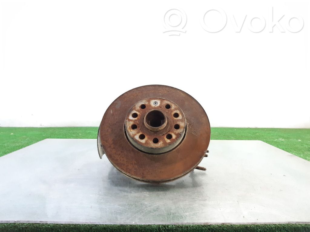 Skoda Octavia Mk2 (1Z) Zwrotnica koła przedniego 