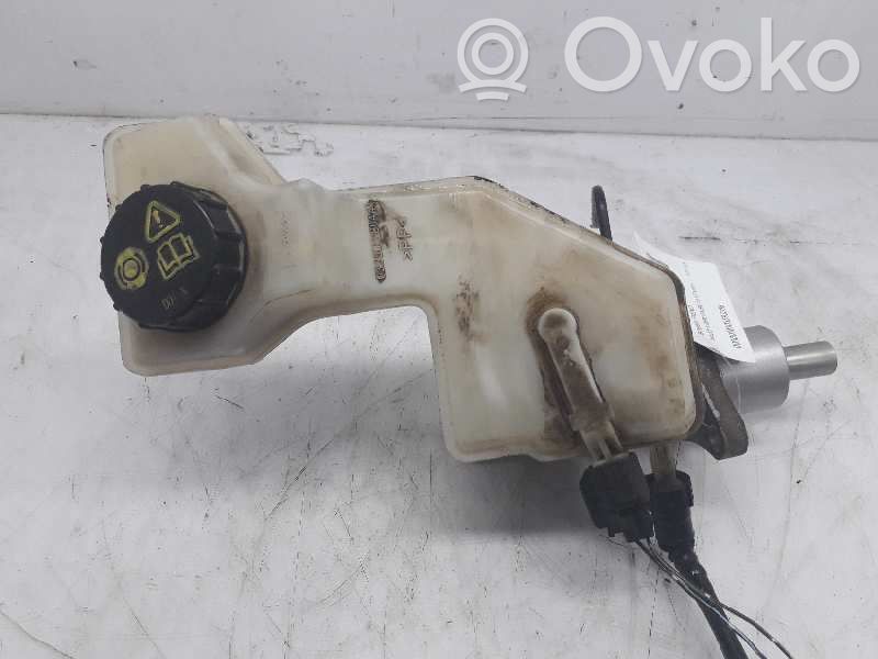 Mazda 3 I Pääjarrusylinteri 