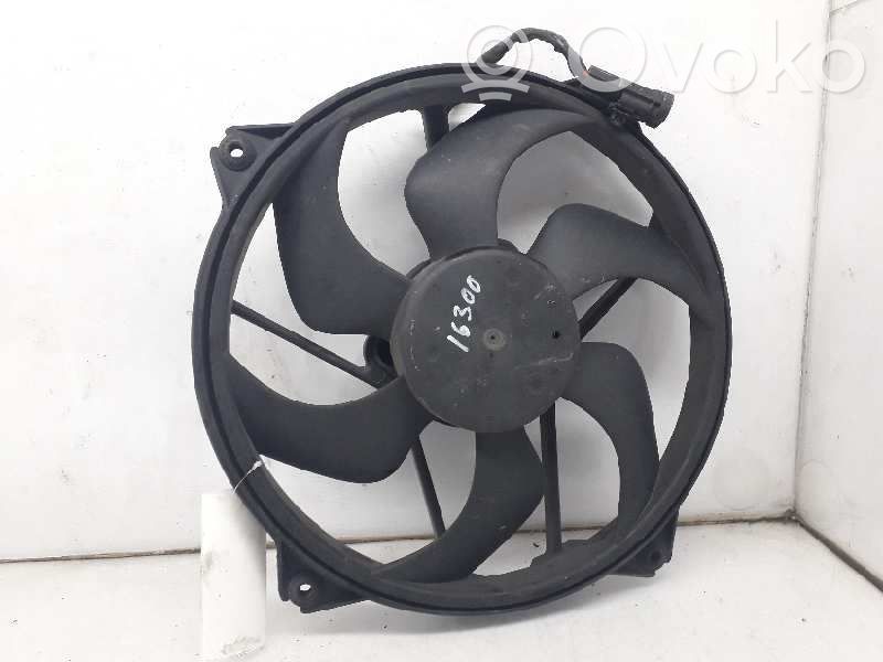 Elektryczny wentylator chłodnicy   05031256
