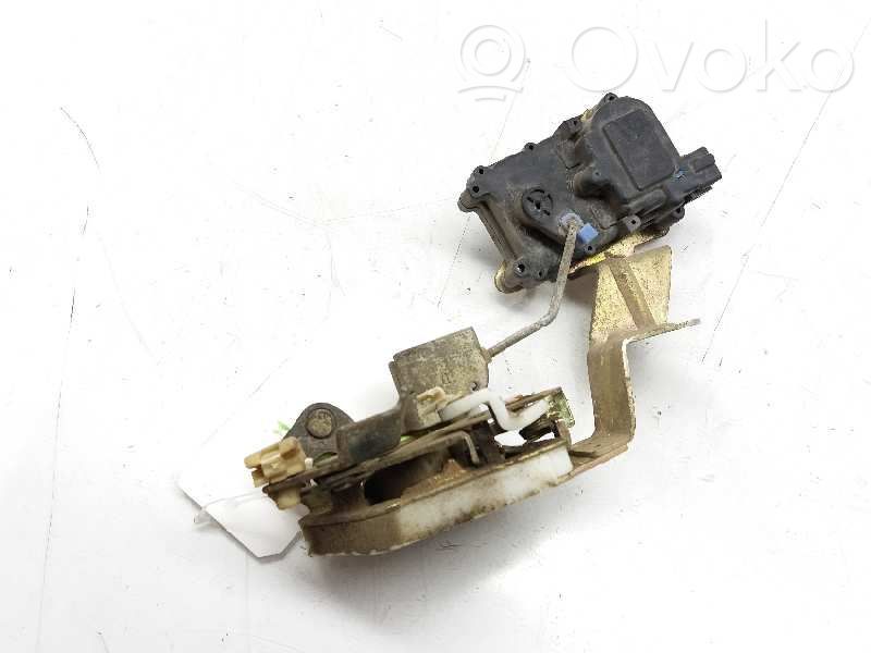 Daewoo Matiz Priekšpusē slēdzene 