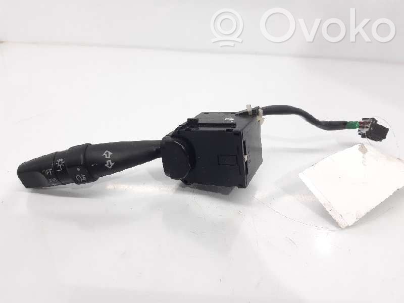Light switch   M226582