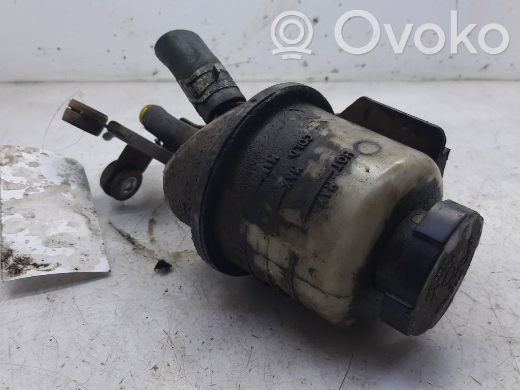 Nissan NP300 Rezervor lichid servodirecție 