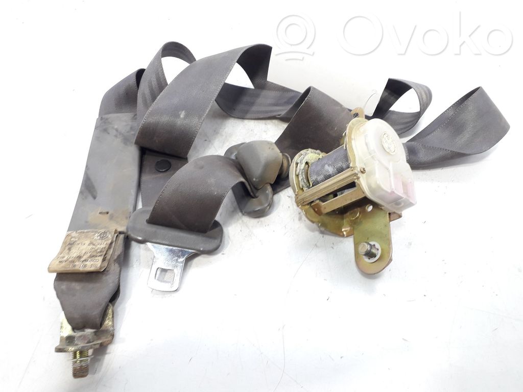 Cinturón trasero   T86145T