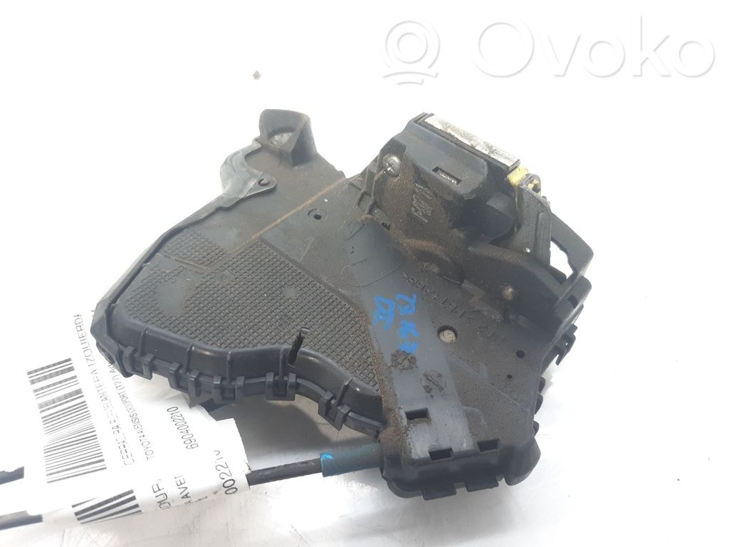 Toyota Avensis T270 Zamek drzwi przednich 