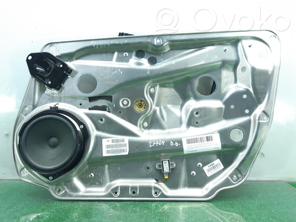 Mercedes-Benz C W204 Alzacristalli della portiera anteriore con motorino 