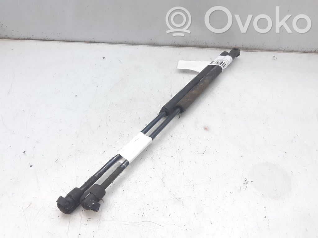 Opel Corsa C Vérin de capot arrière 