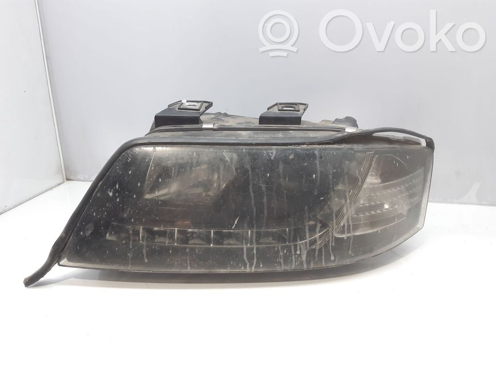 Audi A6 S6 C5 4B Scheinwerfer 