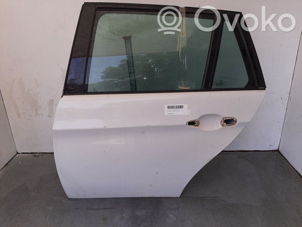 Aizmugurējās durvis   41007203675