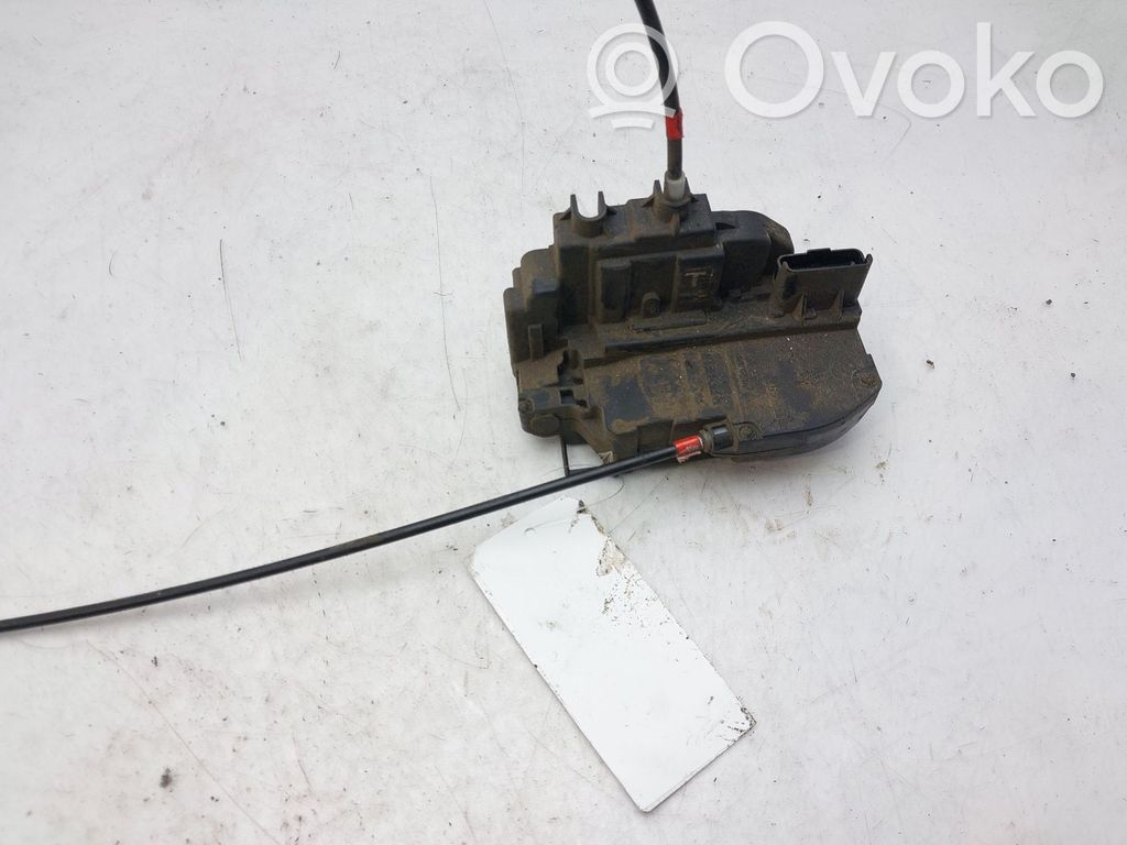 Nissan Note (E11) Front door lock 