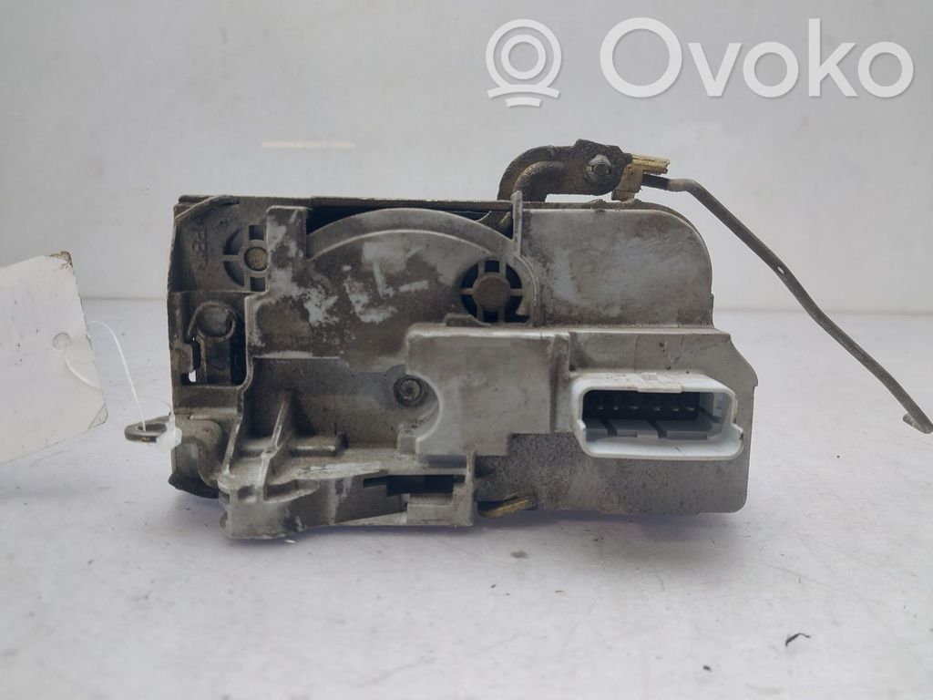 Citroen C5 Front door lock 