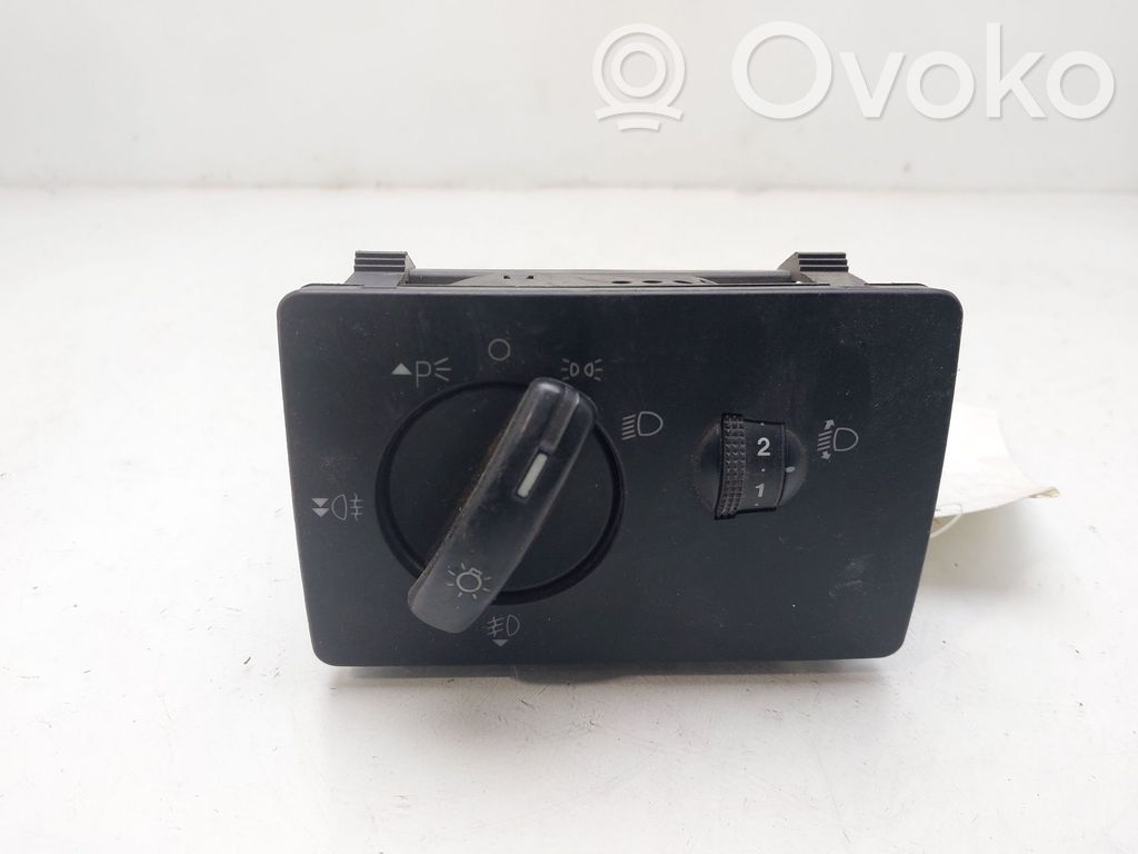 Lichtschalter   4M5T13A024