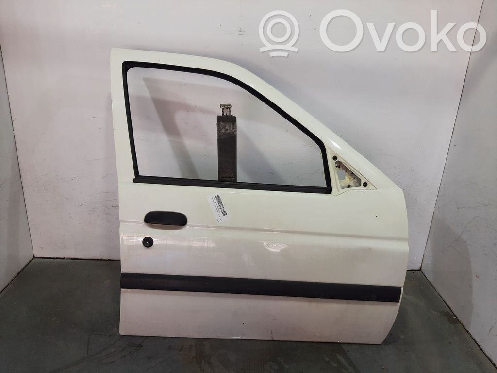 Priekinės durys   6870912