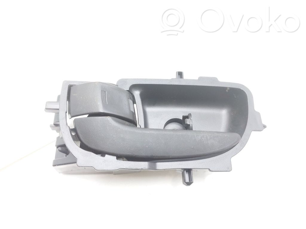 Manecilla interna puerta trasera   692060D271