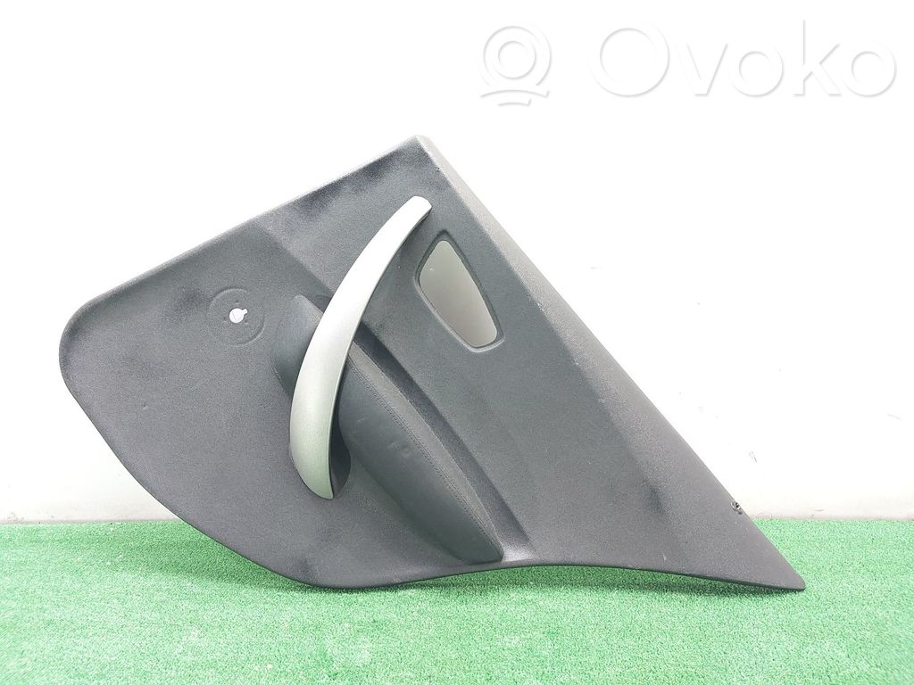 BMW 1 E82 E88 Takaoven verhoilu 