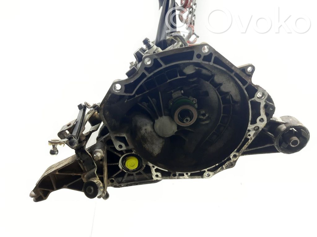 Opel Astra G Caja de cambios manual de 5 velocidades 