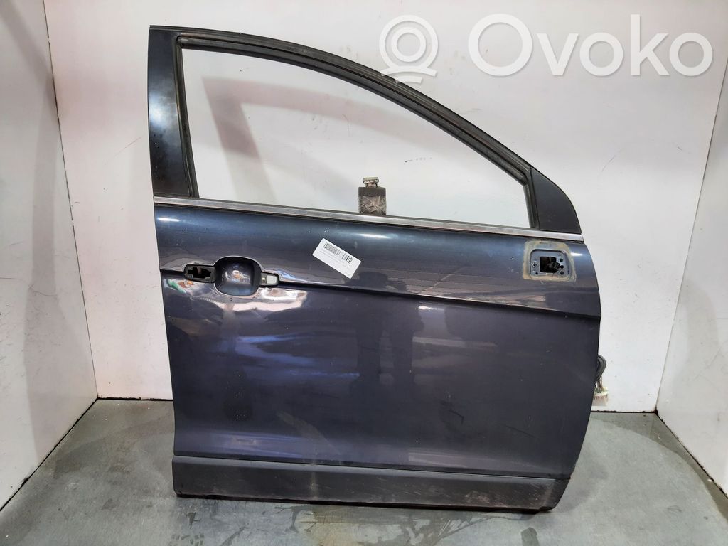 Chevrolet Captiva Front door 