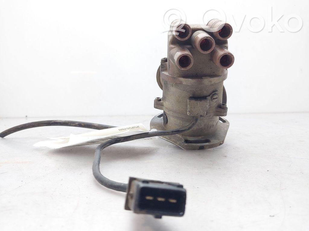 Verteiler   2525578B