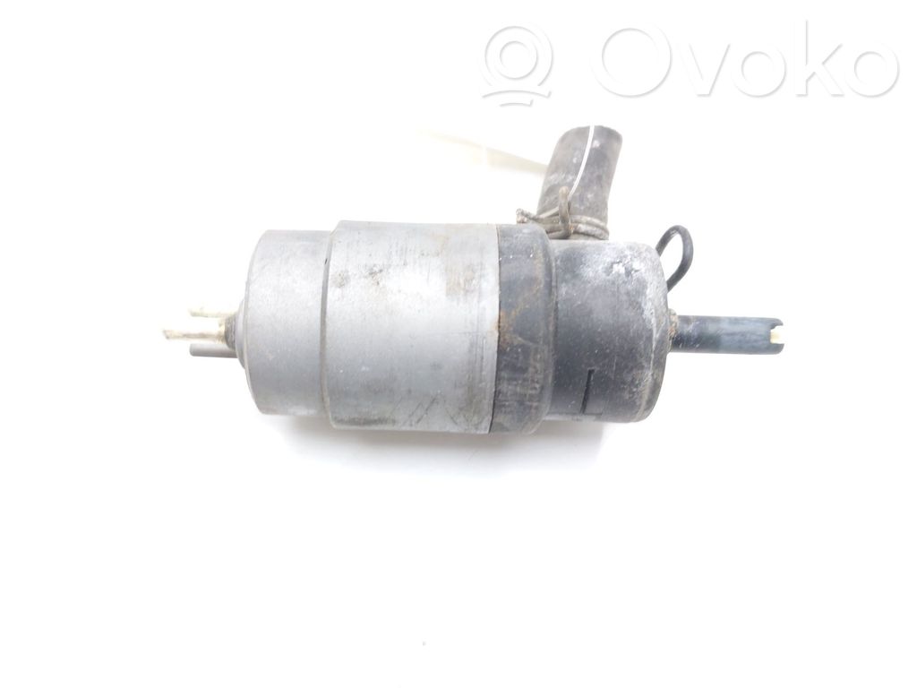 Mercedes-Benz E W212 Windscreen/windshield washer pump 