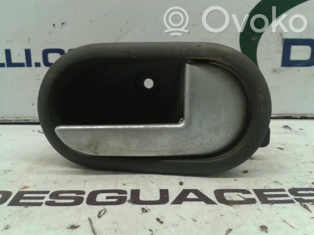Ford Fusion Manecilla interna puerta trasera 