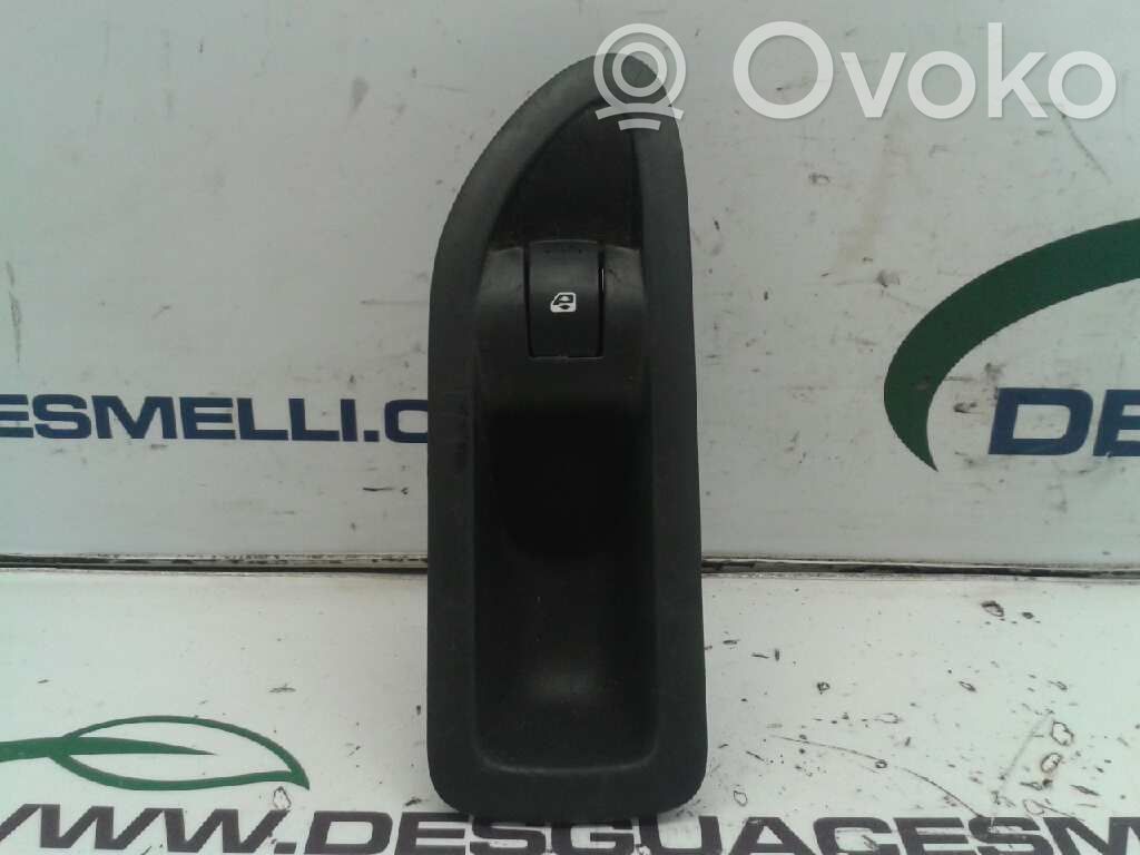 Renault Laguna II Interruptor del elevalunas eléctrico 