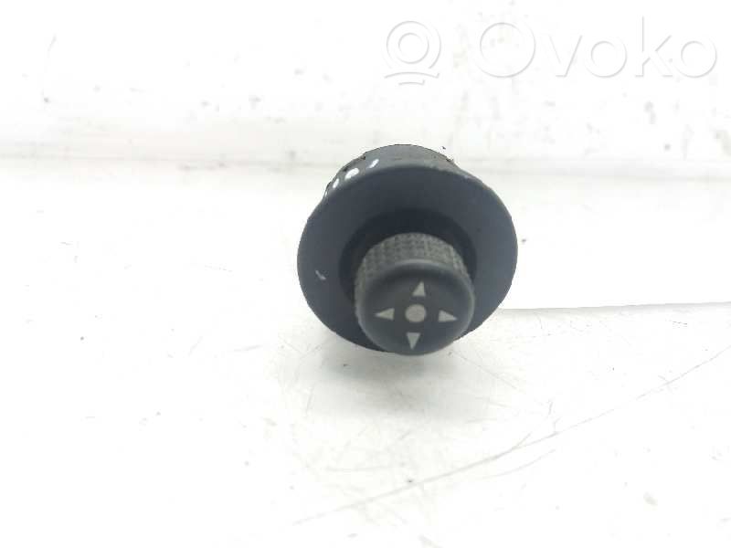 Peugeot Partner Interruptor del espejo lateral 