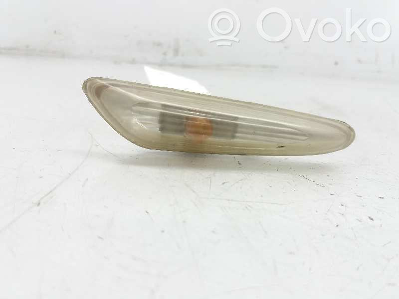 BMW 3 E90 E91 Front fender indicator light 