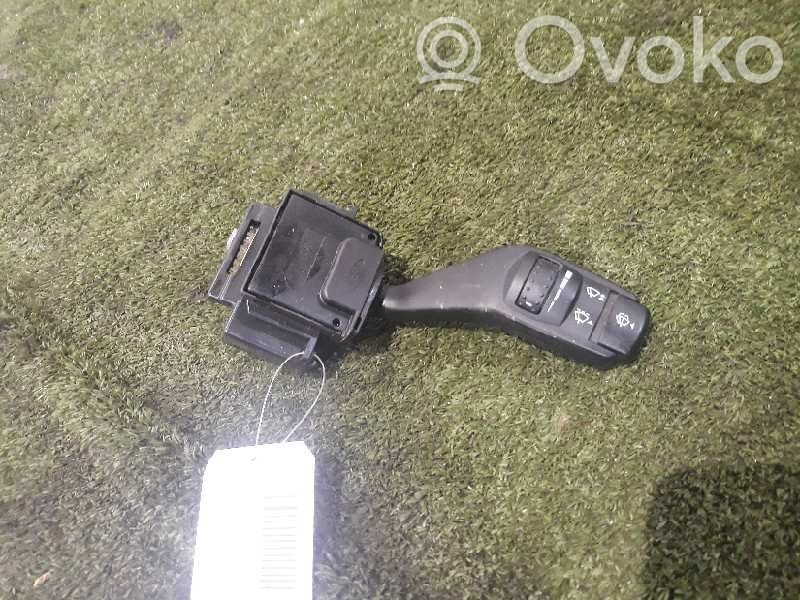 Ford Focus Pyyhkijän vipu 