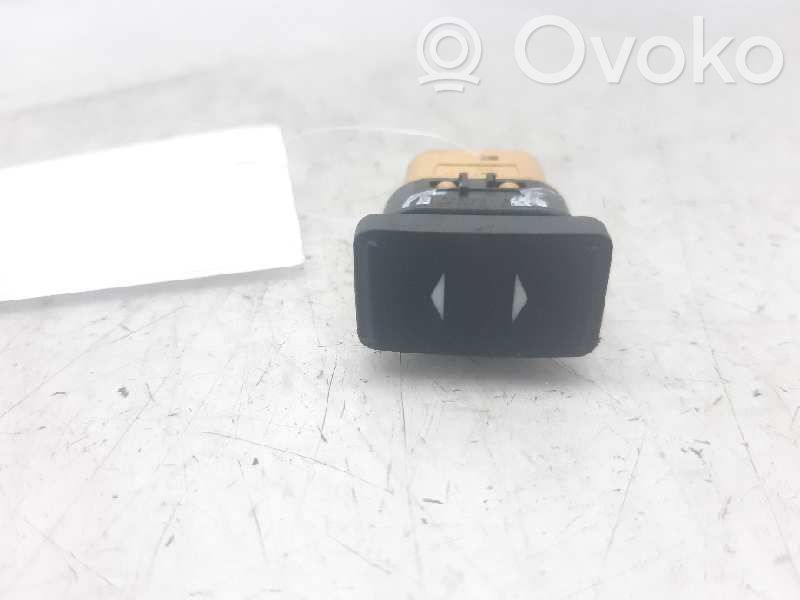 Electric window control switch   6M2T14529DA