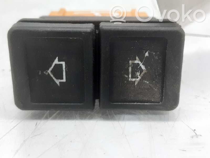 Citroen Xsara Picasso Electric window control switch 