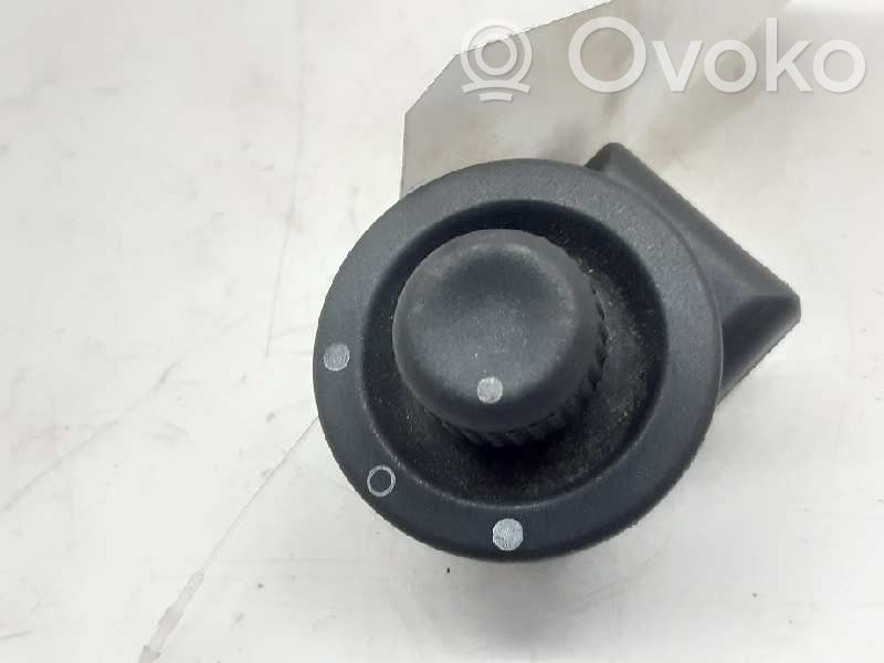 Interruptor del espejo lateral   7700429992