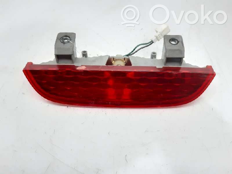 KIA Picanto Third/center stoplight 